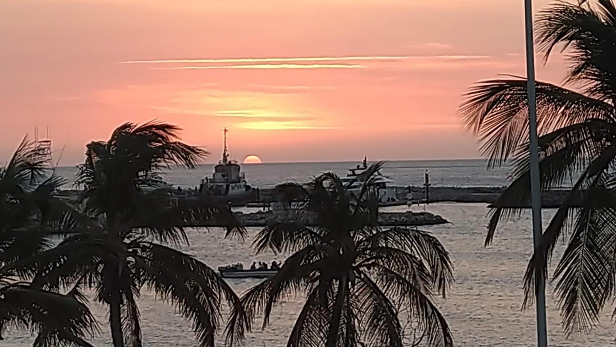 Panamerican Hostel Santa Marta Dış mekan fotoğraf